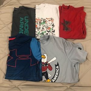 Under Armour lot of 5 boys T-shirts